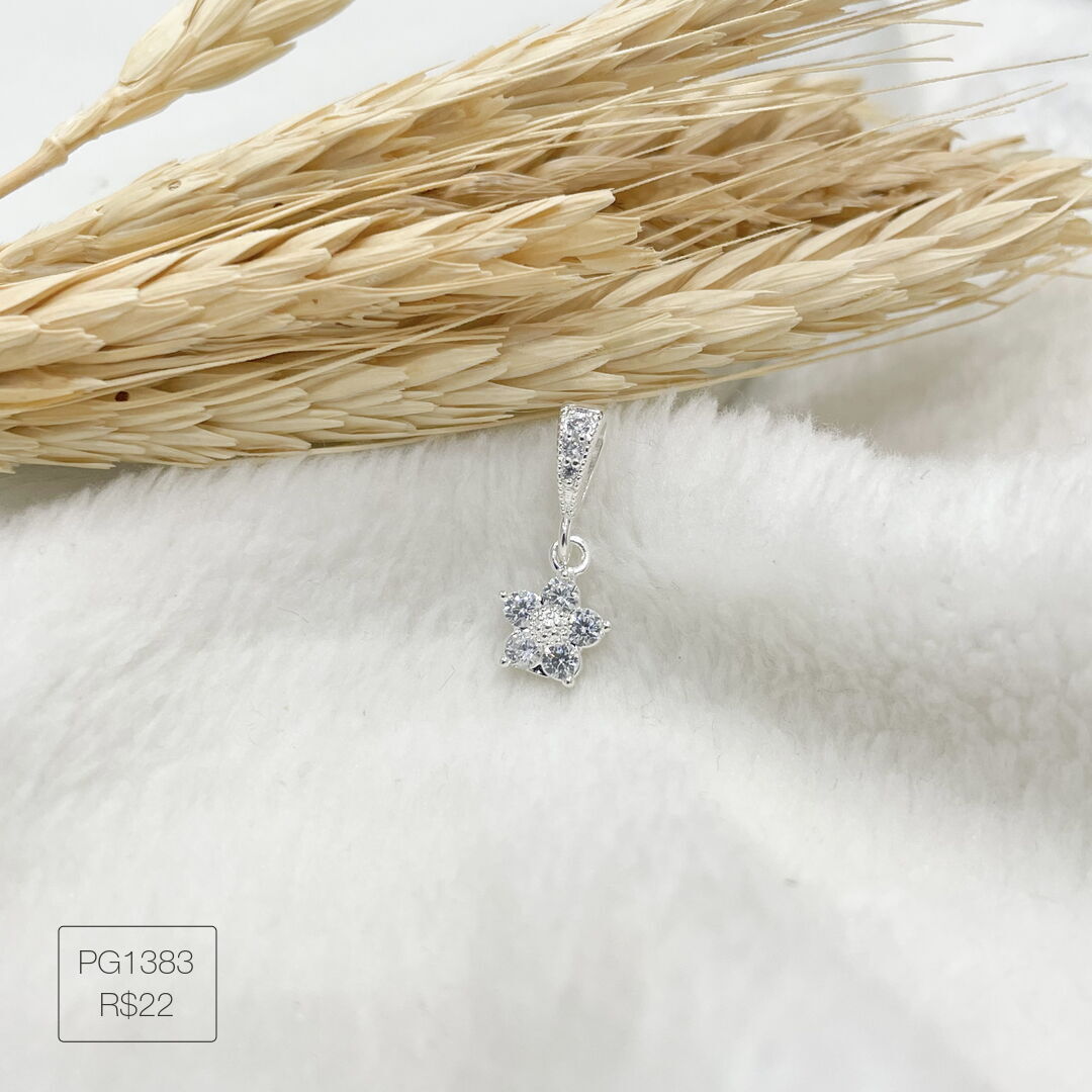 Pingente Flor Mini Cravejado Cristal Prateado